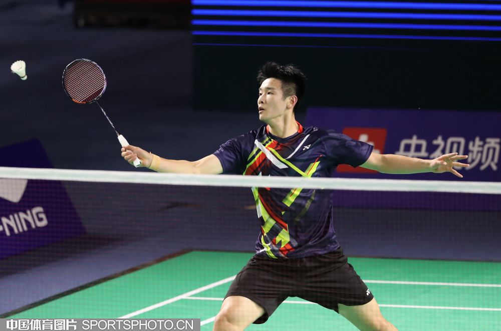 赛场上的资 赛场上的资