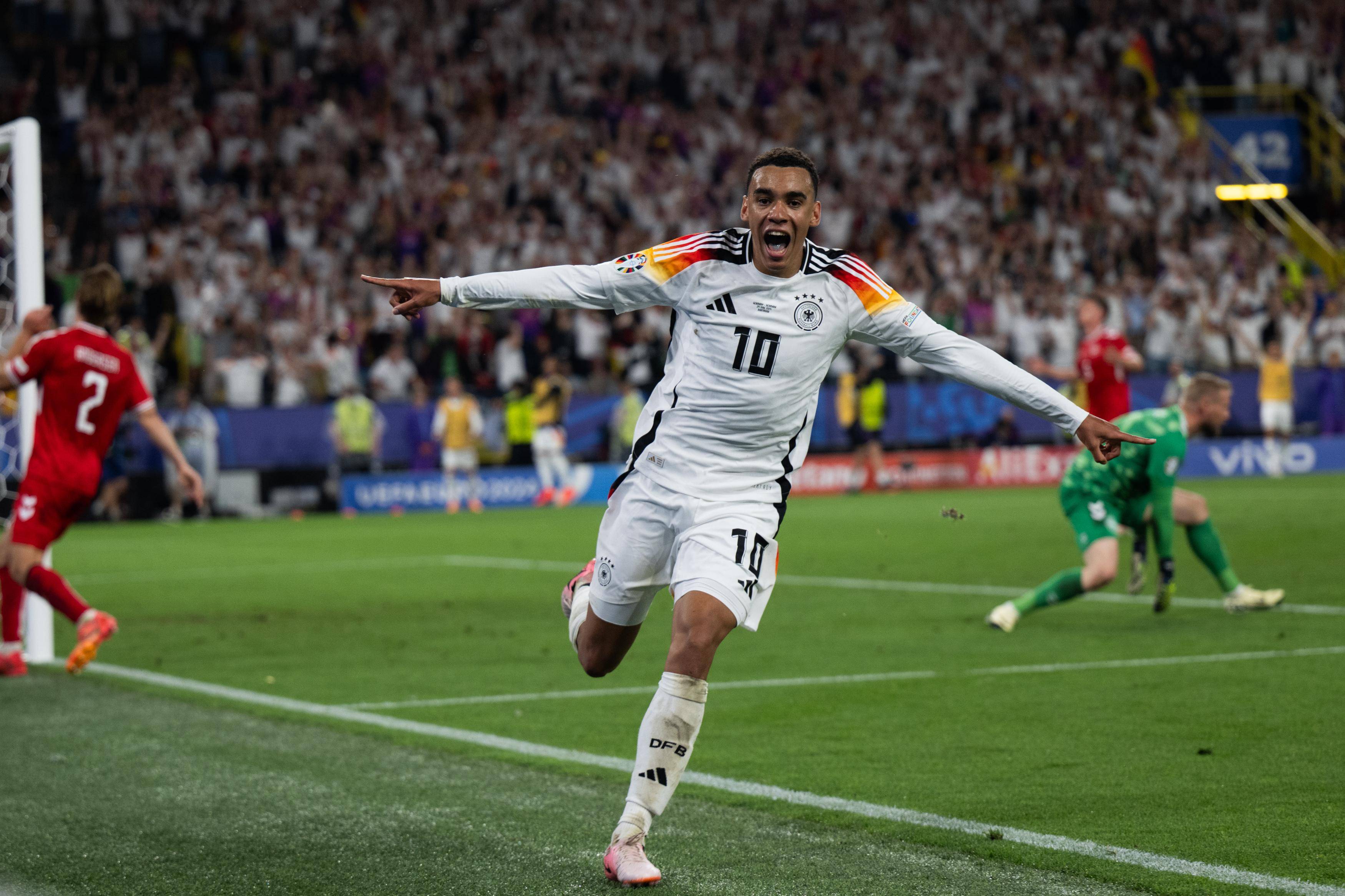 从他的职业 从他的职业