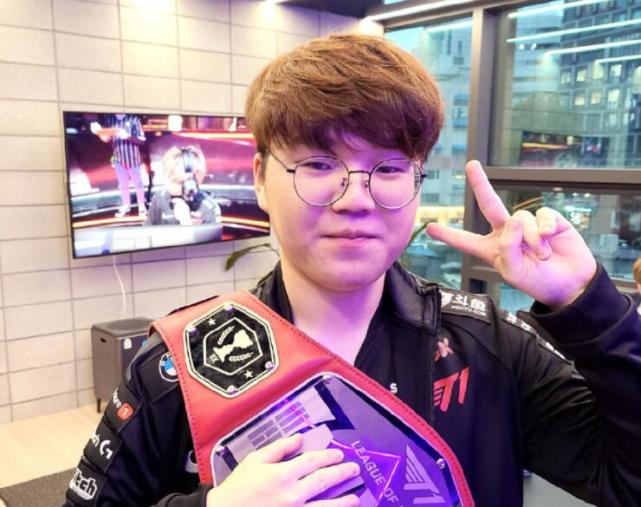 尤其是在面 尤其是在面